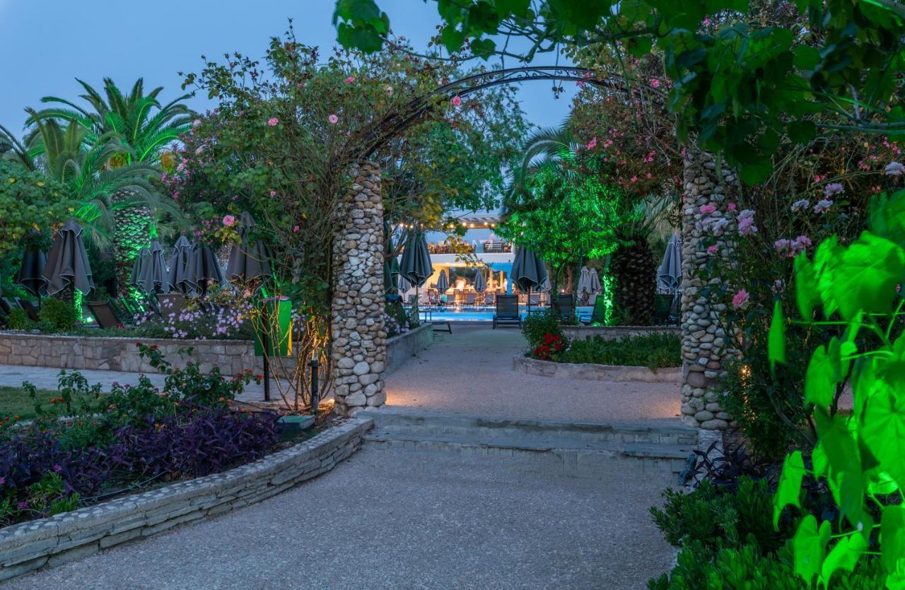 Poseidon Resort Hotel Неос Мармарас Екстериор снимка